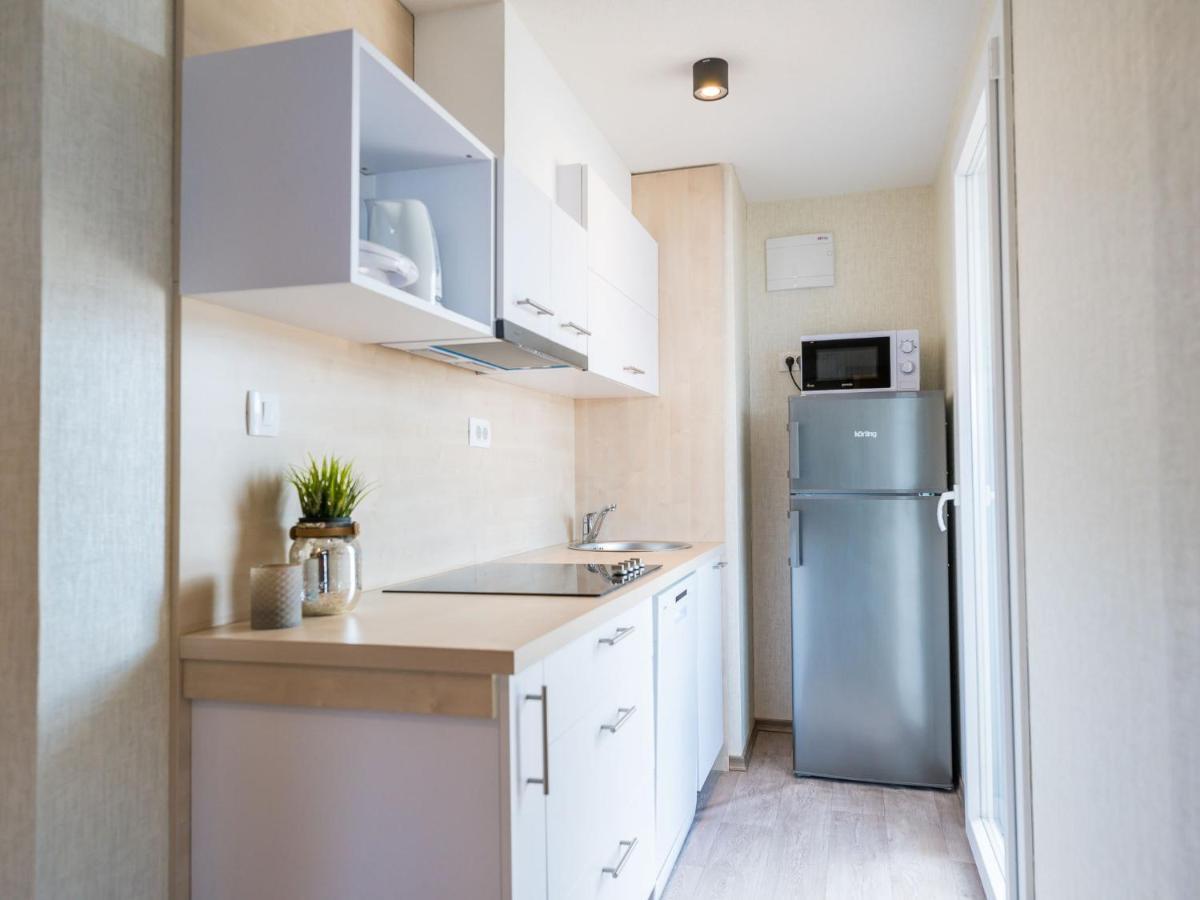 Sea View Mobile By Interhome